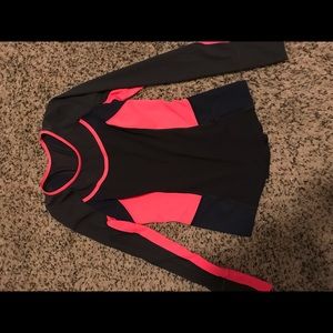 Running long sleeve